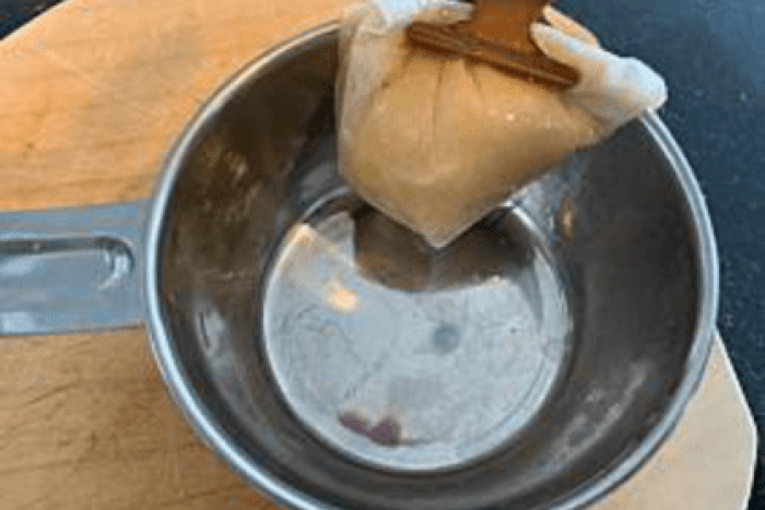 糖度を計測. 7／フィリピン産「キューイナ」24.0