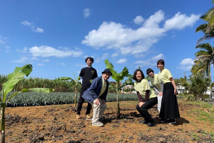 宮古島で農業用システムを開発している西川 雄輝さんが栽培する島バナナ畑を見学しました。 2025/02/25
