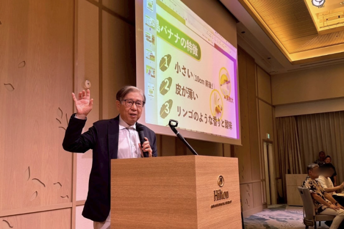 ミヤコジマルシェ主催の感謝祭で、森田が島バナナのことを語りました。2025/10/04